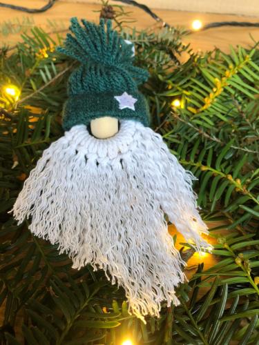 Ozdoba skřítek zelený