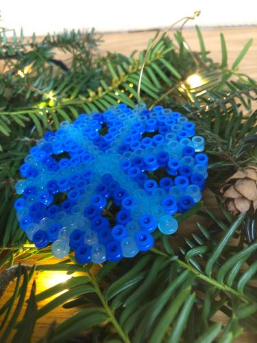 ozdoba z korálků vločka modrá