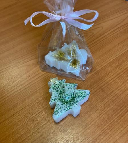 Vánoční svíčka- stromeček s hvězdou 