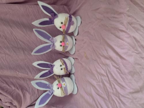 Zajíci z vejce fialové uši