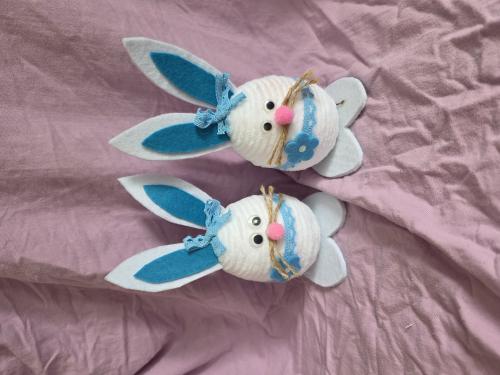 Zajíci z vejce tyrkysové uši